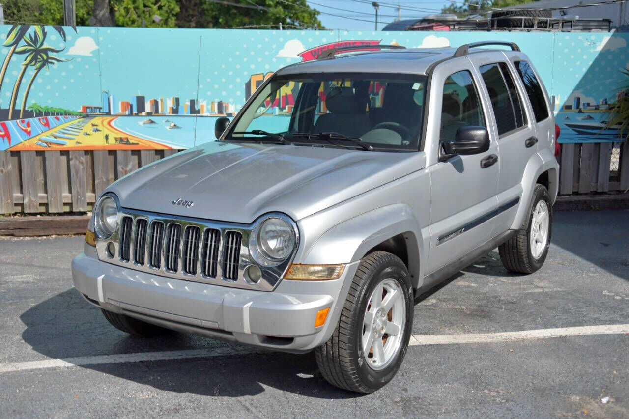 2005 JEEP Liberty