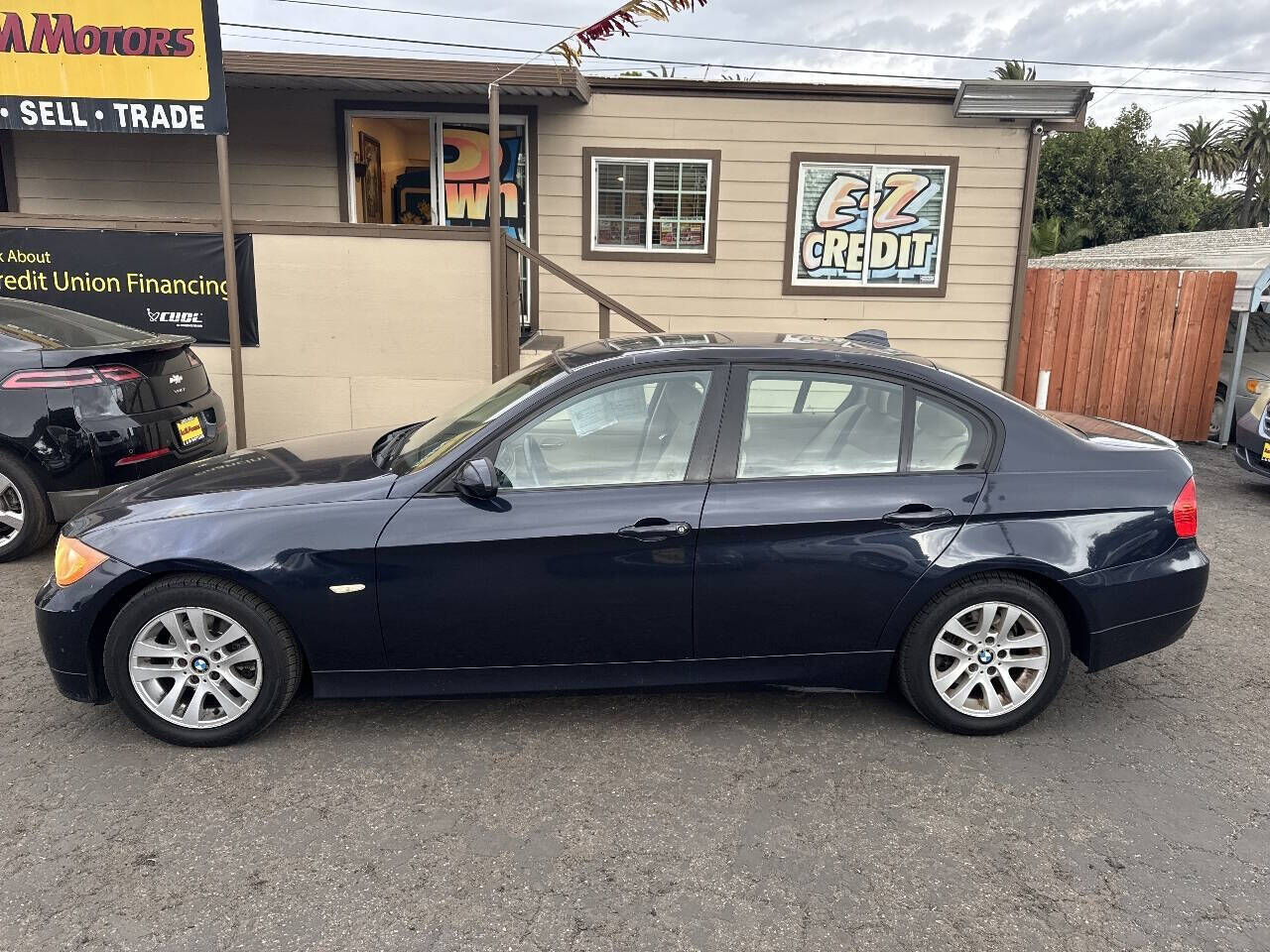 BMW 325i