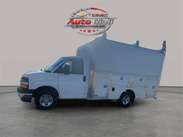 2025 CHEVROLET Express