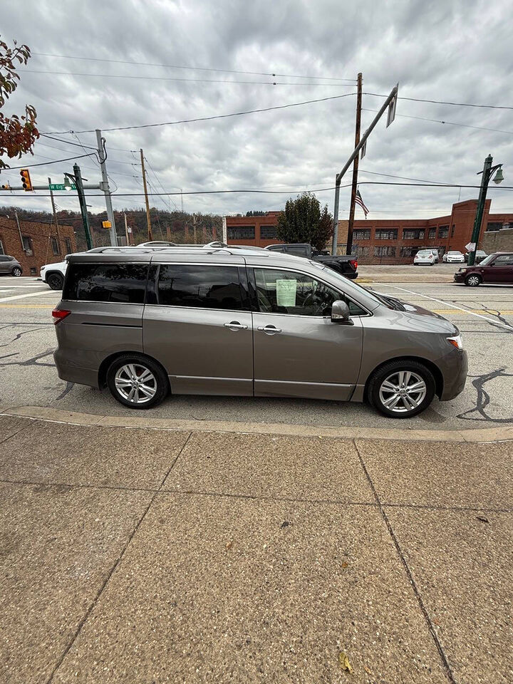 Nissan Quest