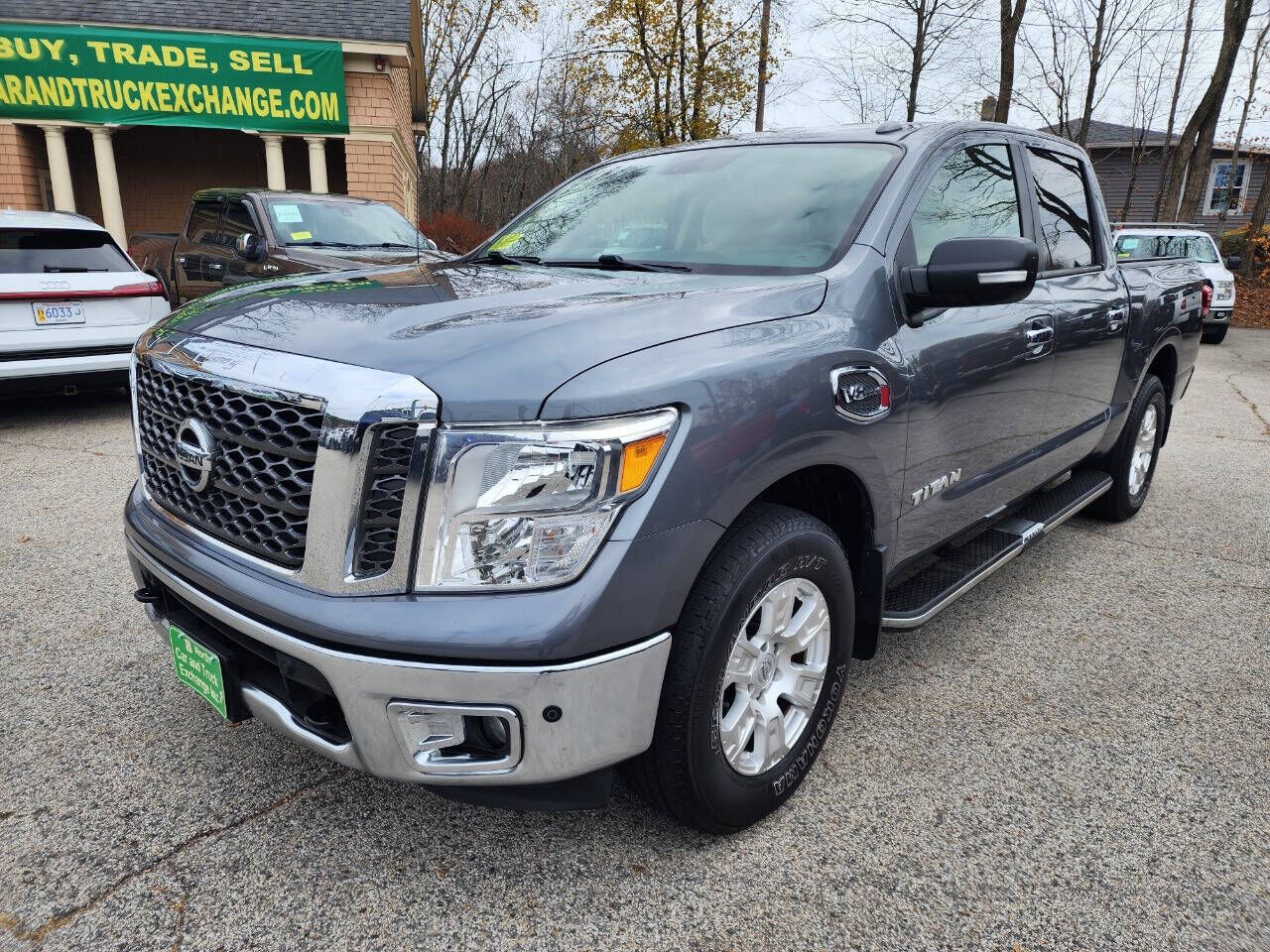 2017 NISSAN Titan