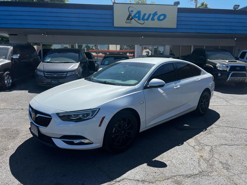 2018 BUICK Regal
