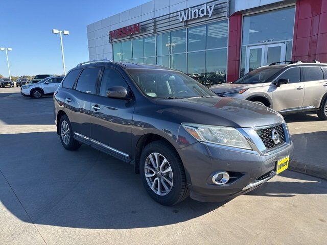 2013 NISSAN Pathfinder