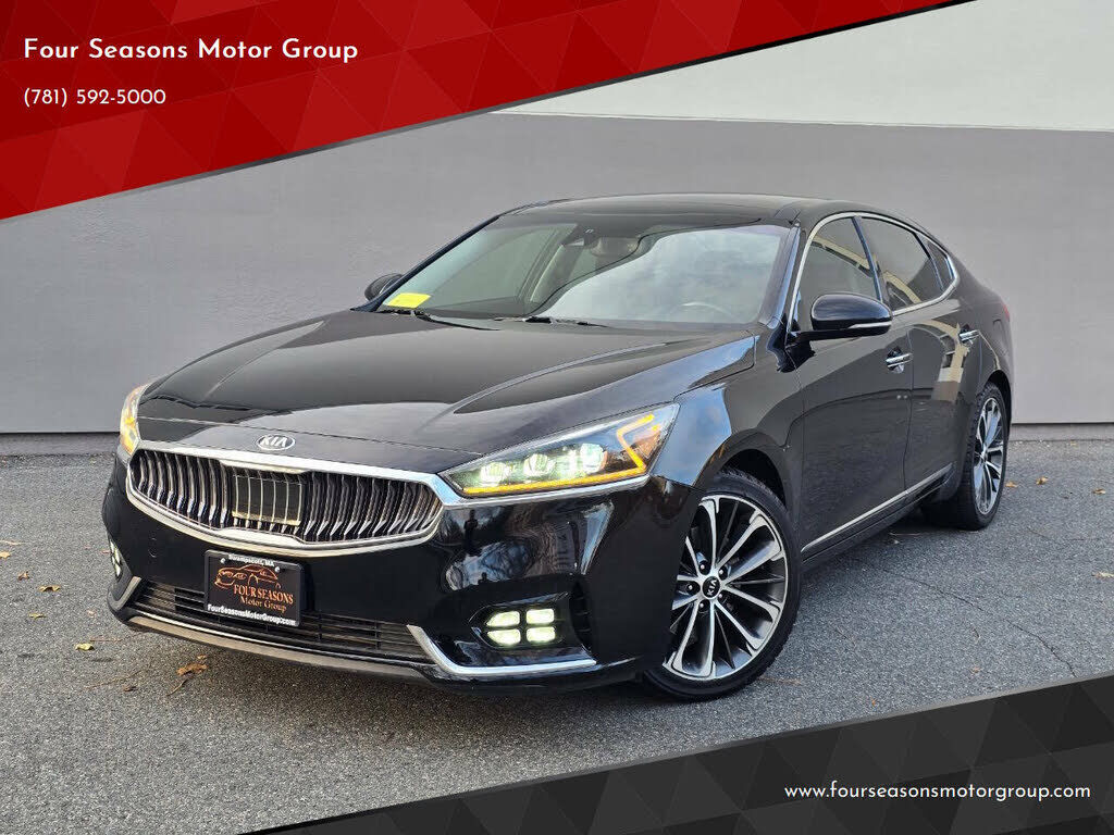 2018 KIA Cadenza