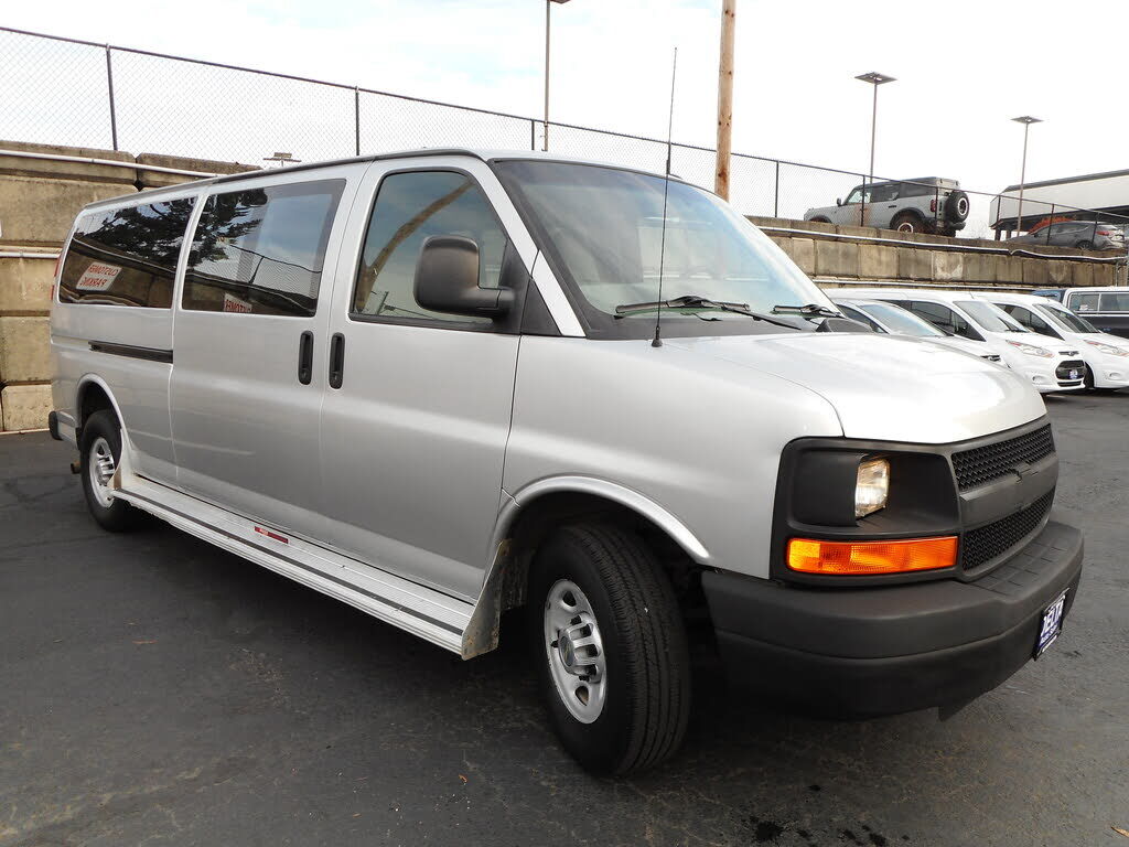 2014 CHEVROLET Express