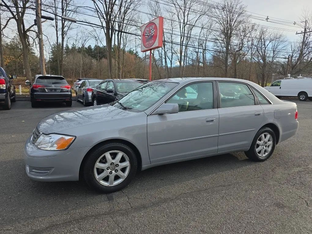 2003 TOYOTA Avalon
