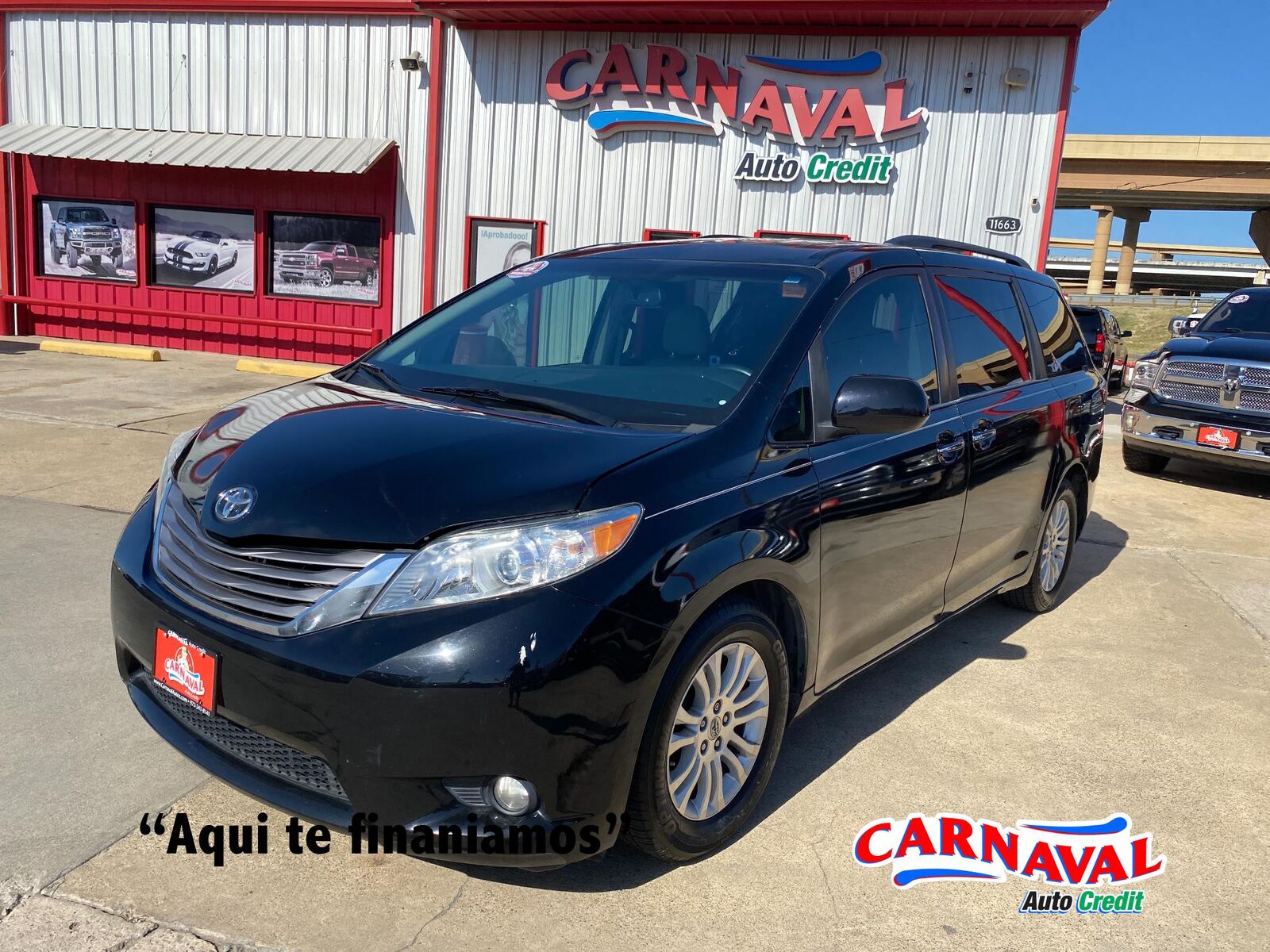 2016 TOYOTA Sienna