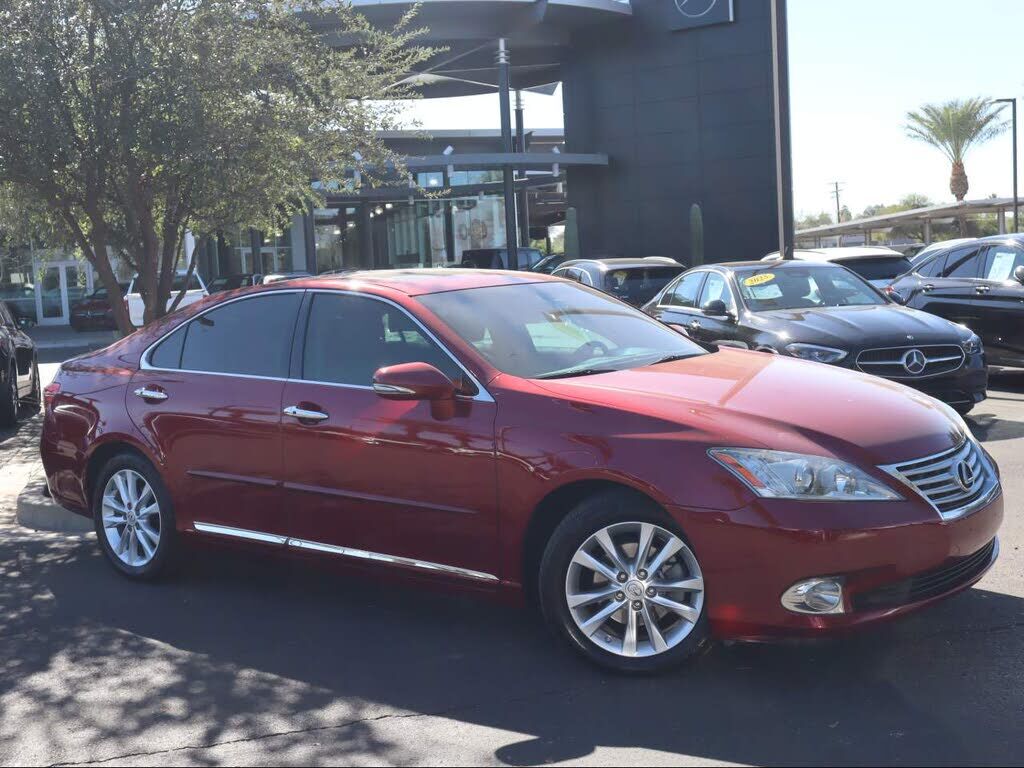 Lexus ES