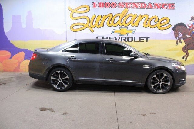 Ford Taurus