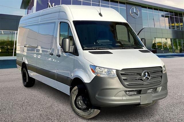 2026 MERCEDES-BENZ Sprinter