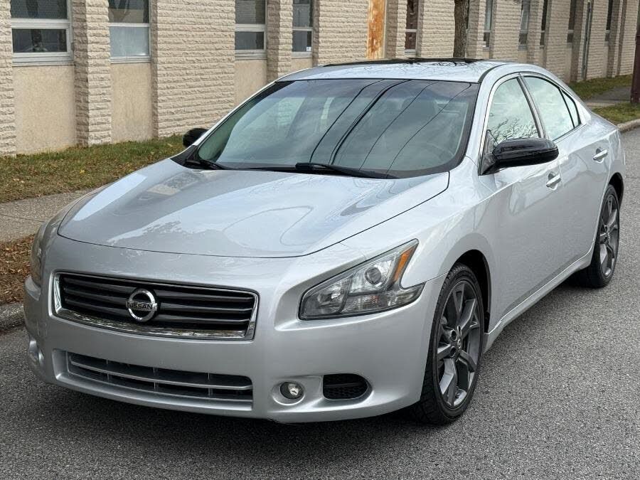 Nissan Maxima