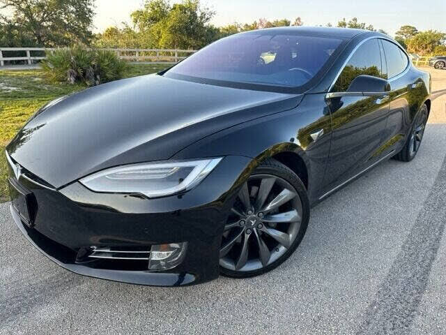 2017 TESLA Model S