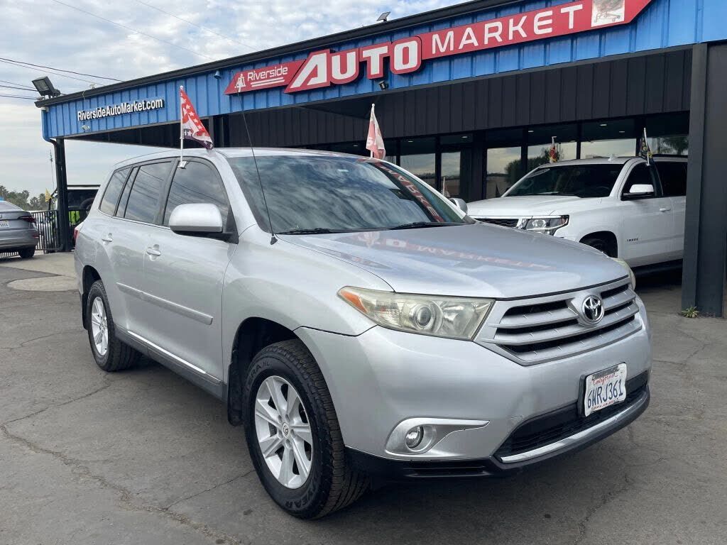 2012 TOYOTA Highlander