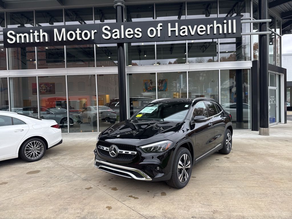 2026 MERCEDES-BENZ GLA-Class