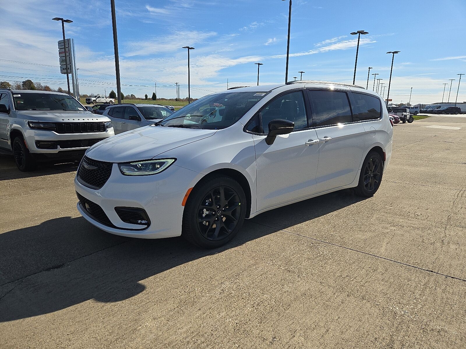 2026 CHRYSLER Pacifica