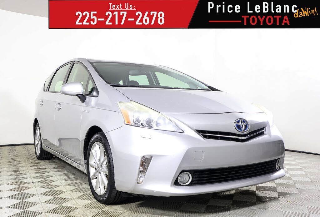 Toyota Prius V