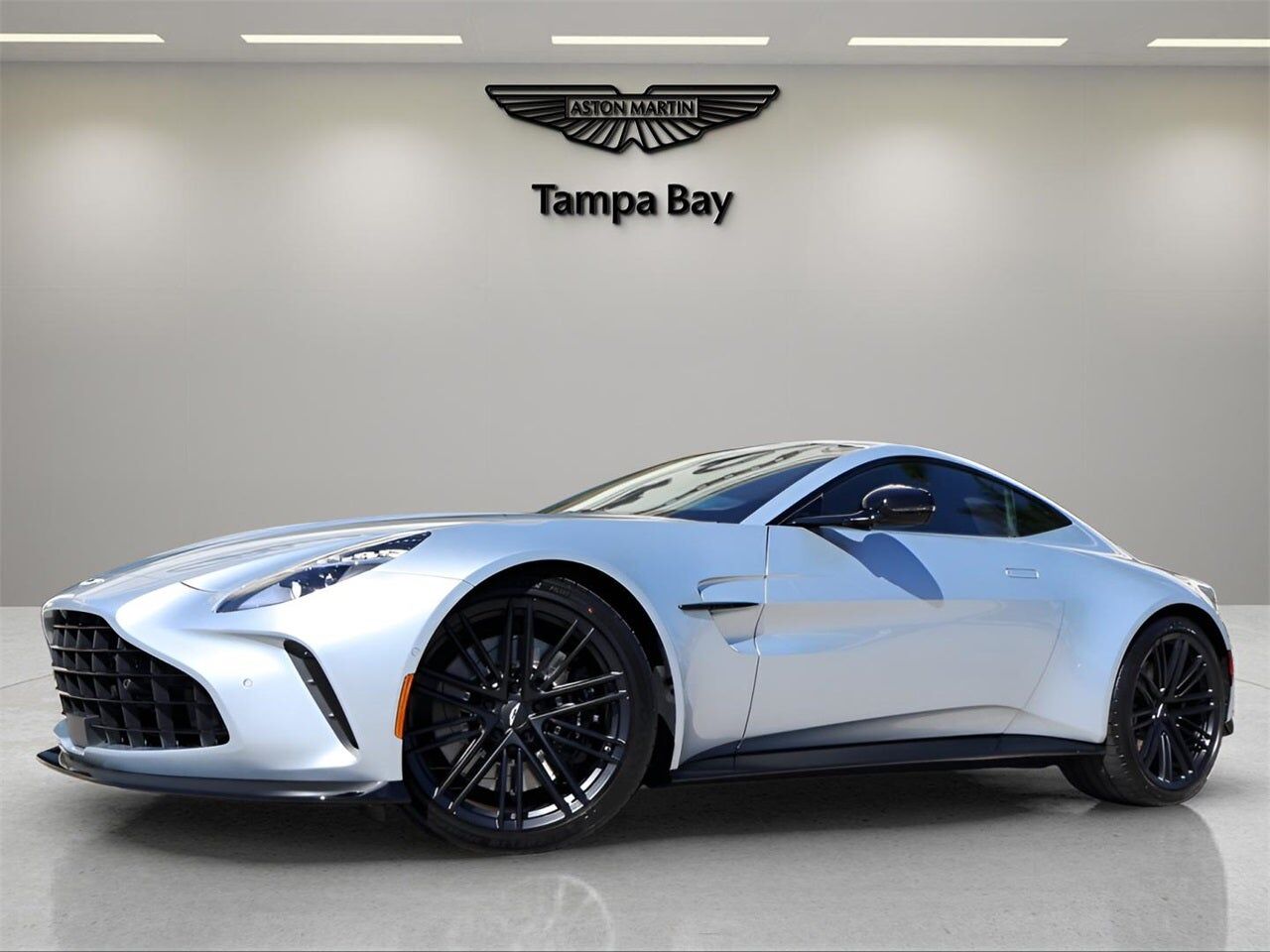 2026 ASTON MARTIN Vantage