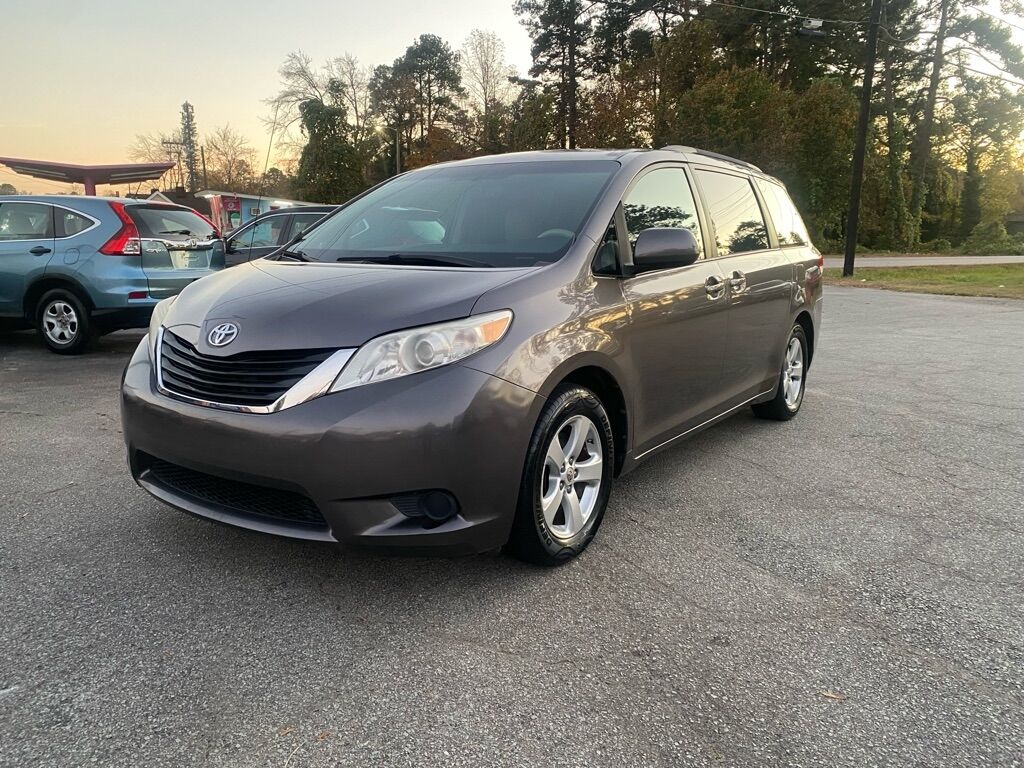 Toyota Sienna