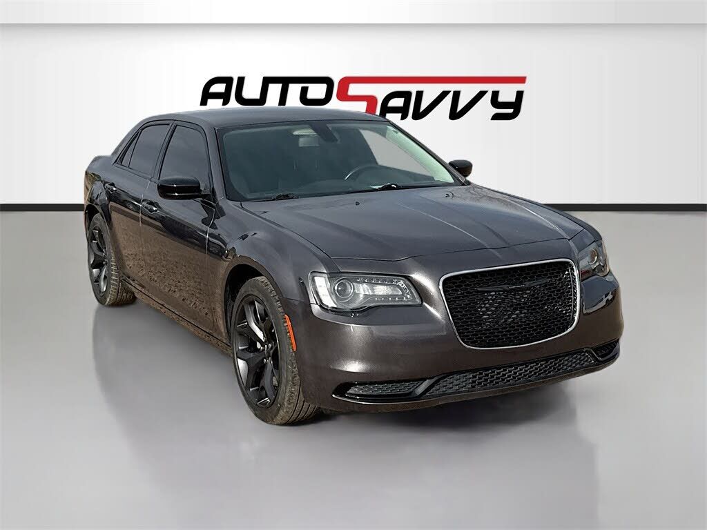 2022 CHRYSLER 300