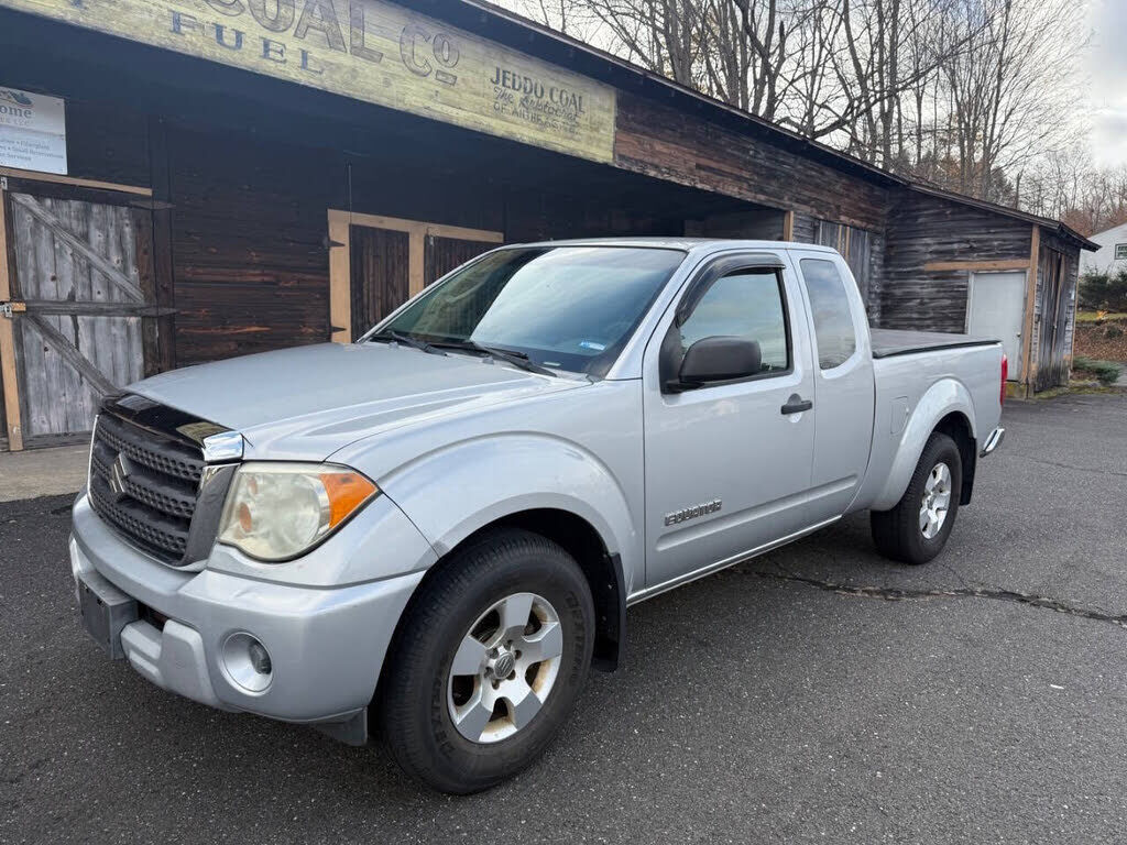 Suzuki Equator