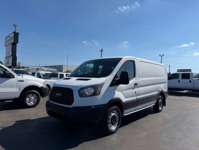 2015 FORD Transit