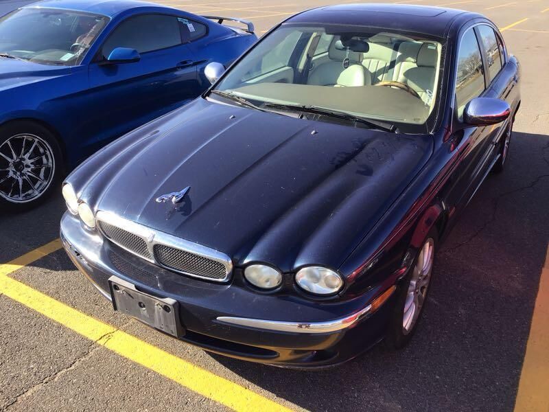 Jaguar X-Type