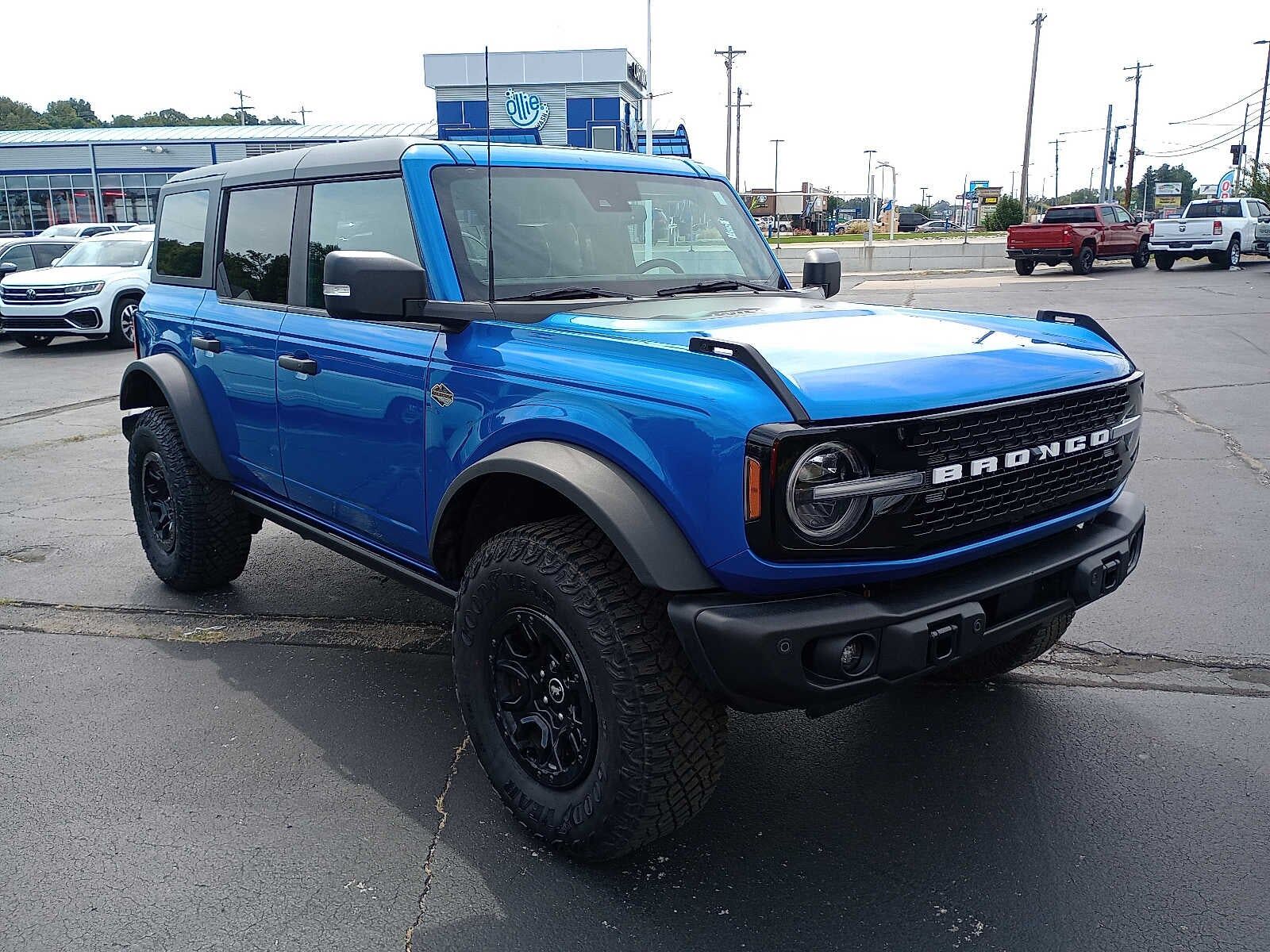 2023 FORD Bronco