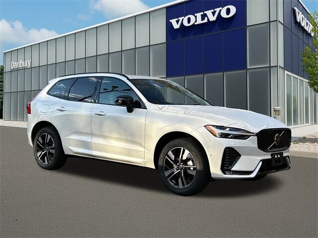 2026 VOLVO XC60