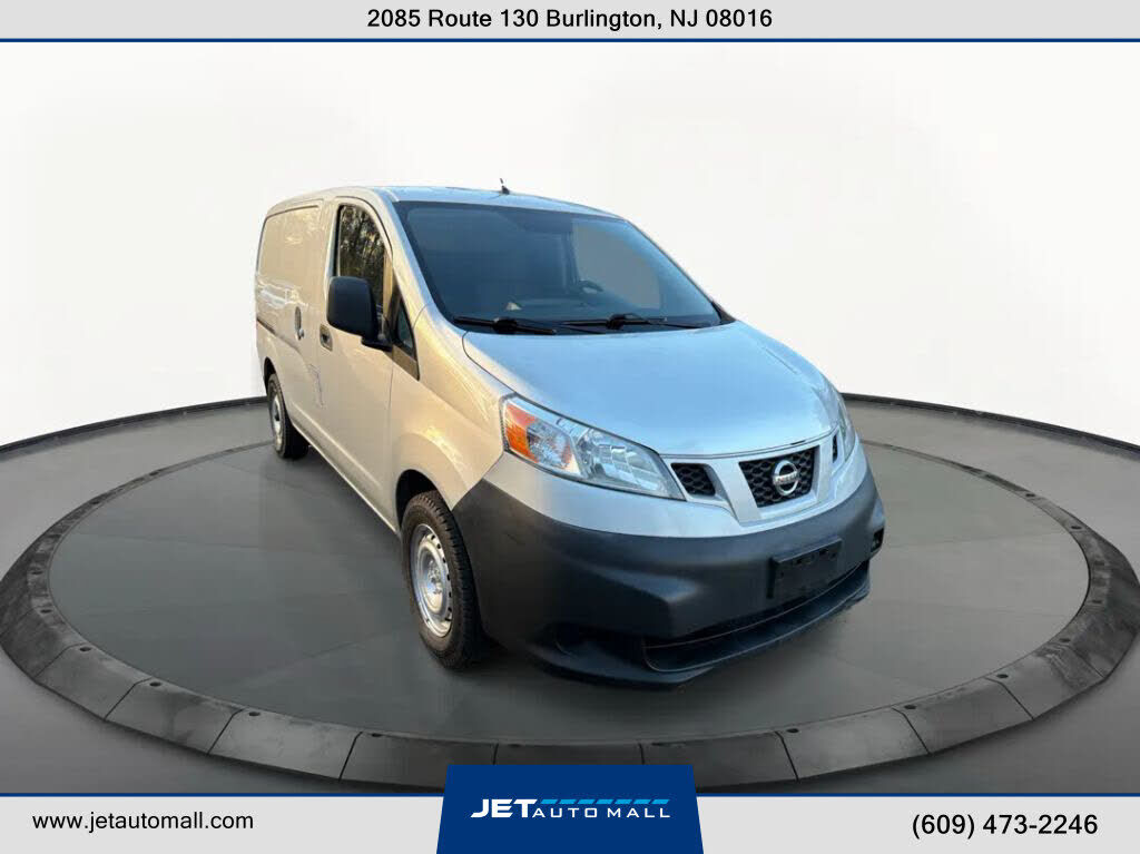 2013 NISSAN NV200