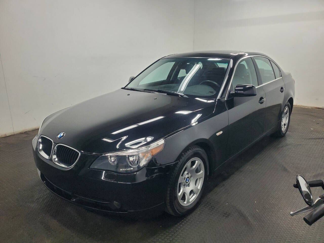 2004 BMW 5 Series