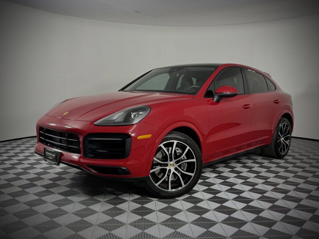 2023 PORSCHE Cayenne