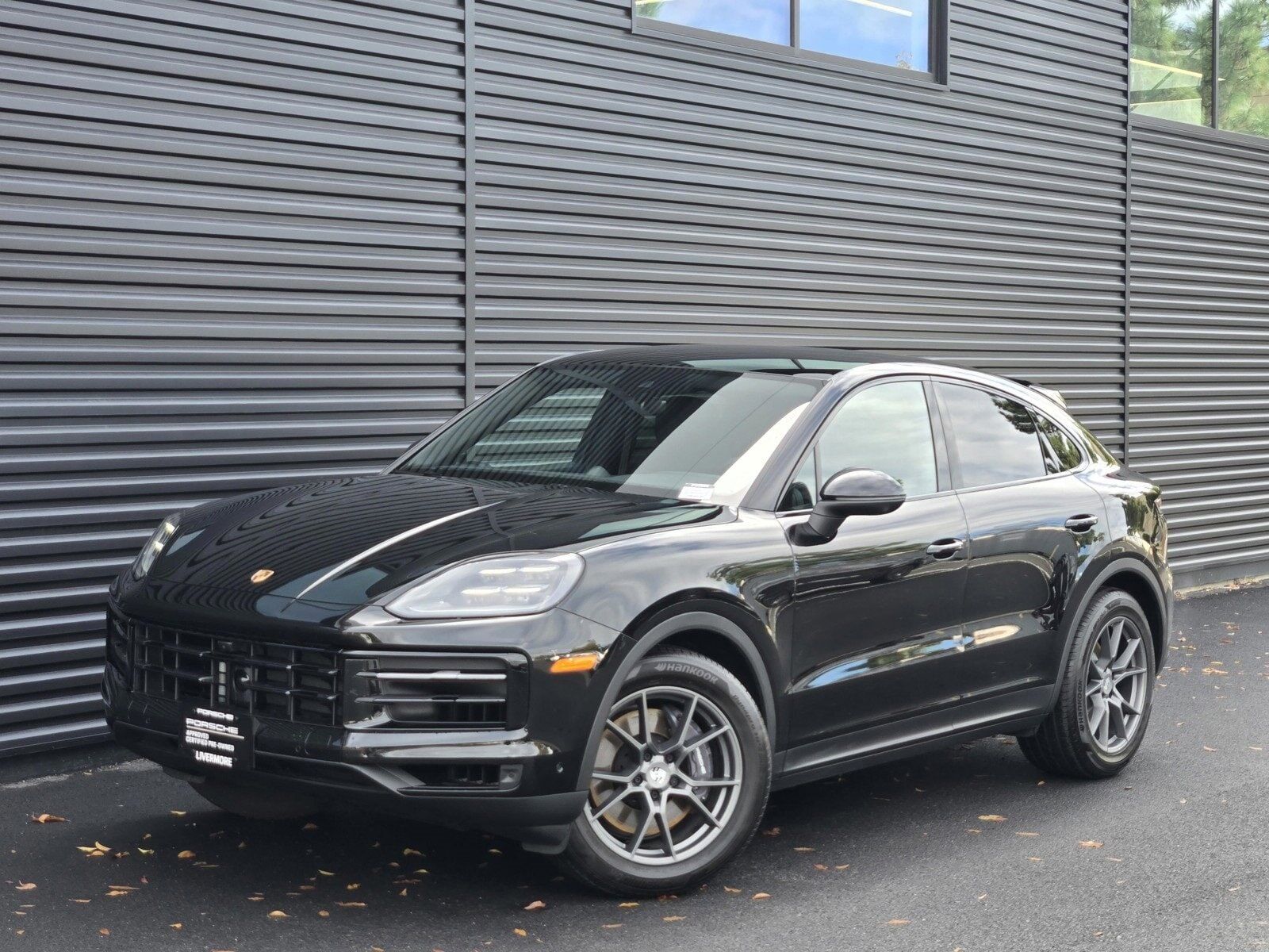 2025 PORSCHE Cayenne