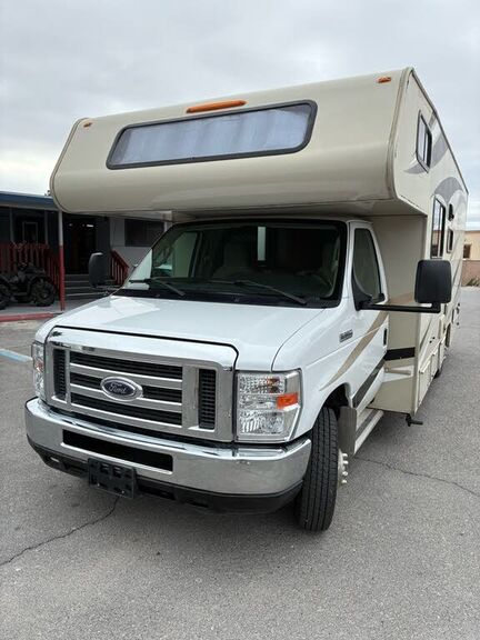 2018 FORD E-350