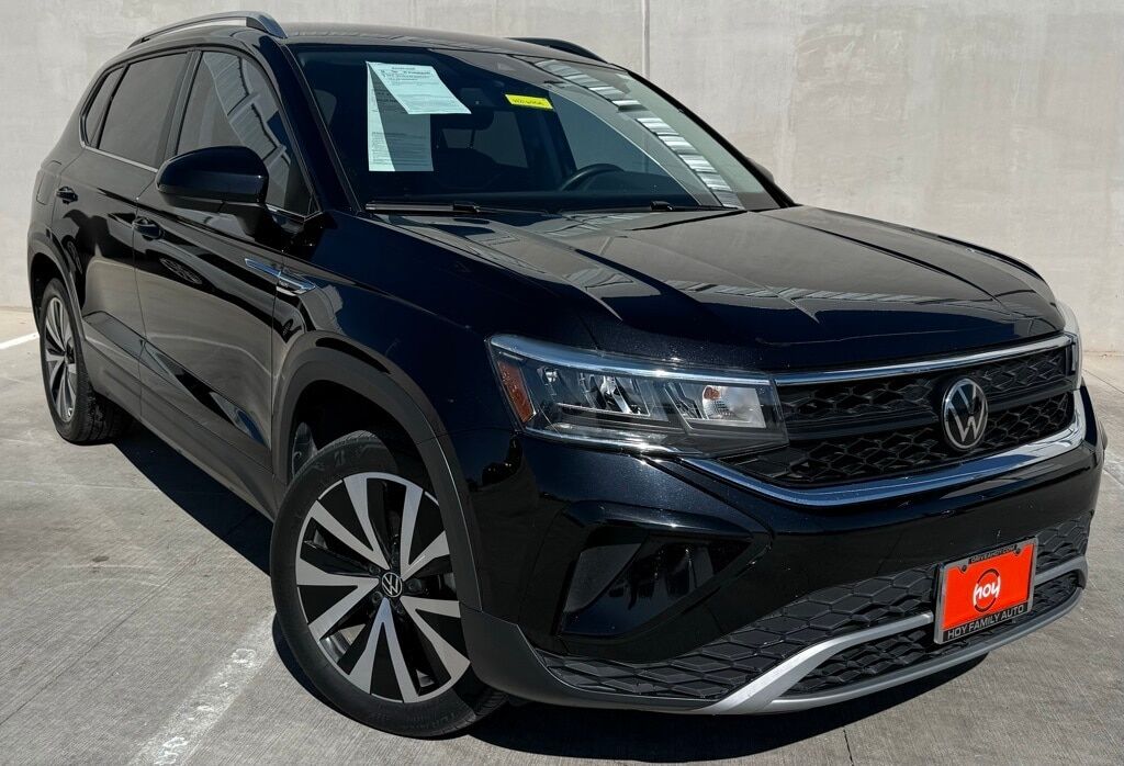 2024 VOLKSWAGEN Taos