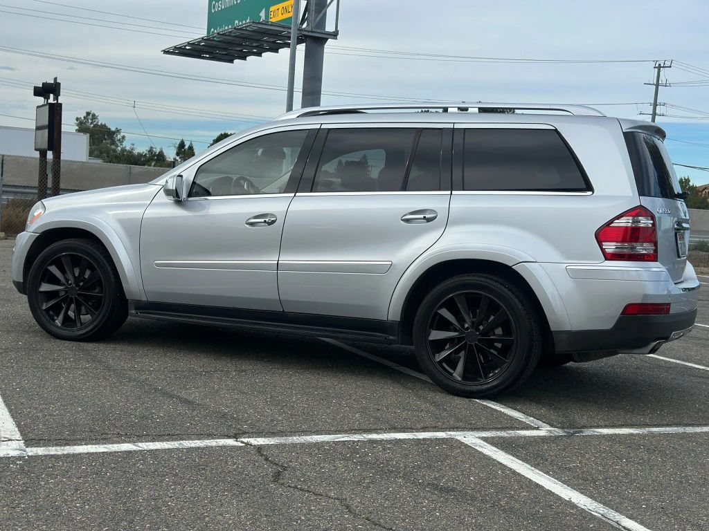 Mercedes-Benz GL-Class