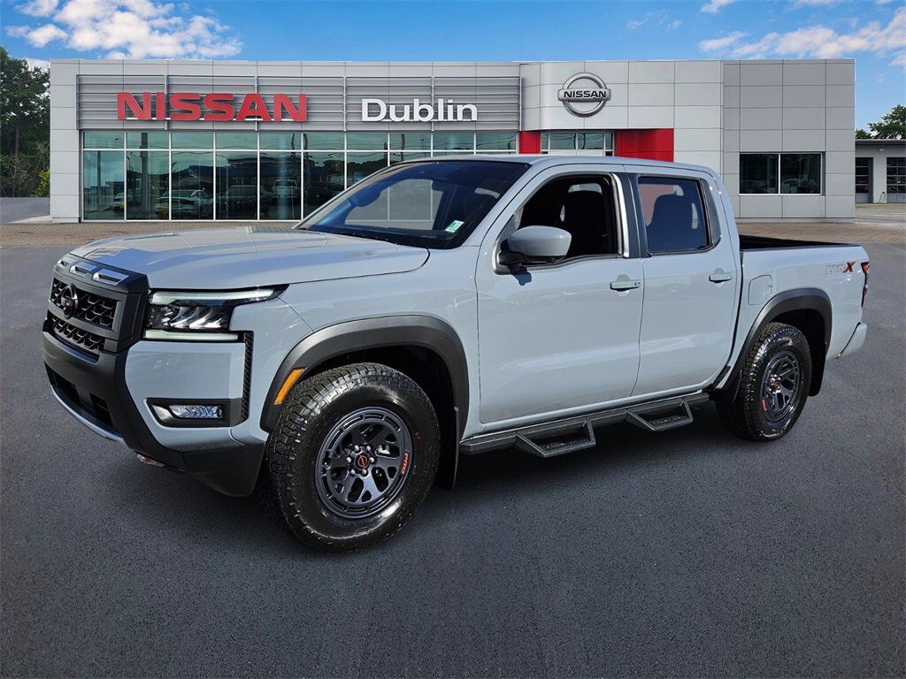 2026 NISSAN Frontier