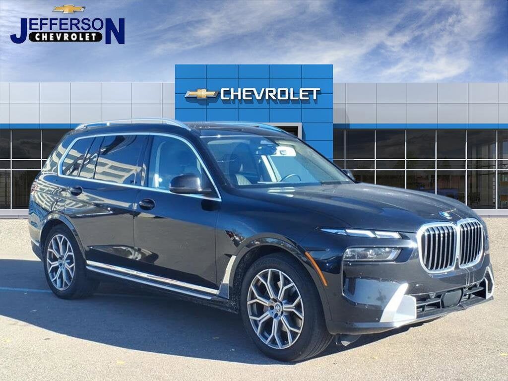 2025 BMW X7