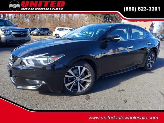 2016 NISSAN Maxima