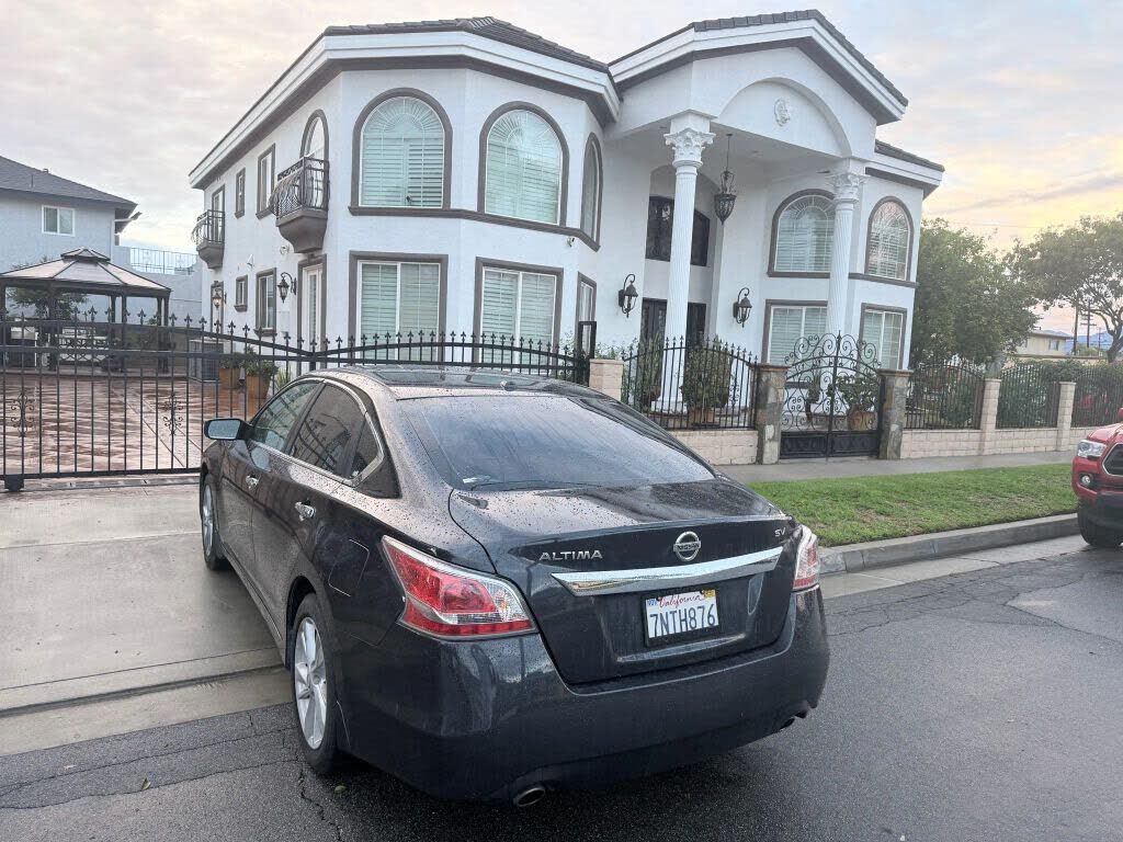 Nissan Altima