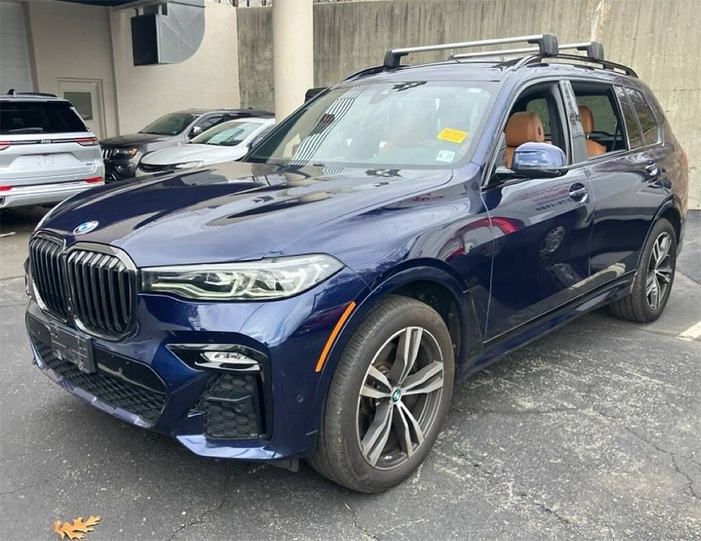 2022 BMW X7