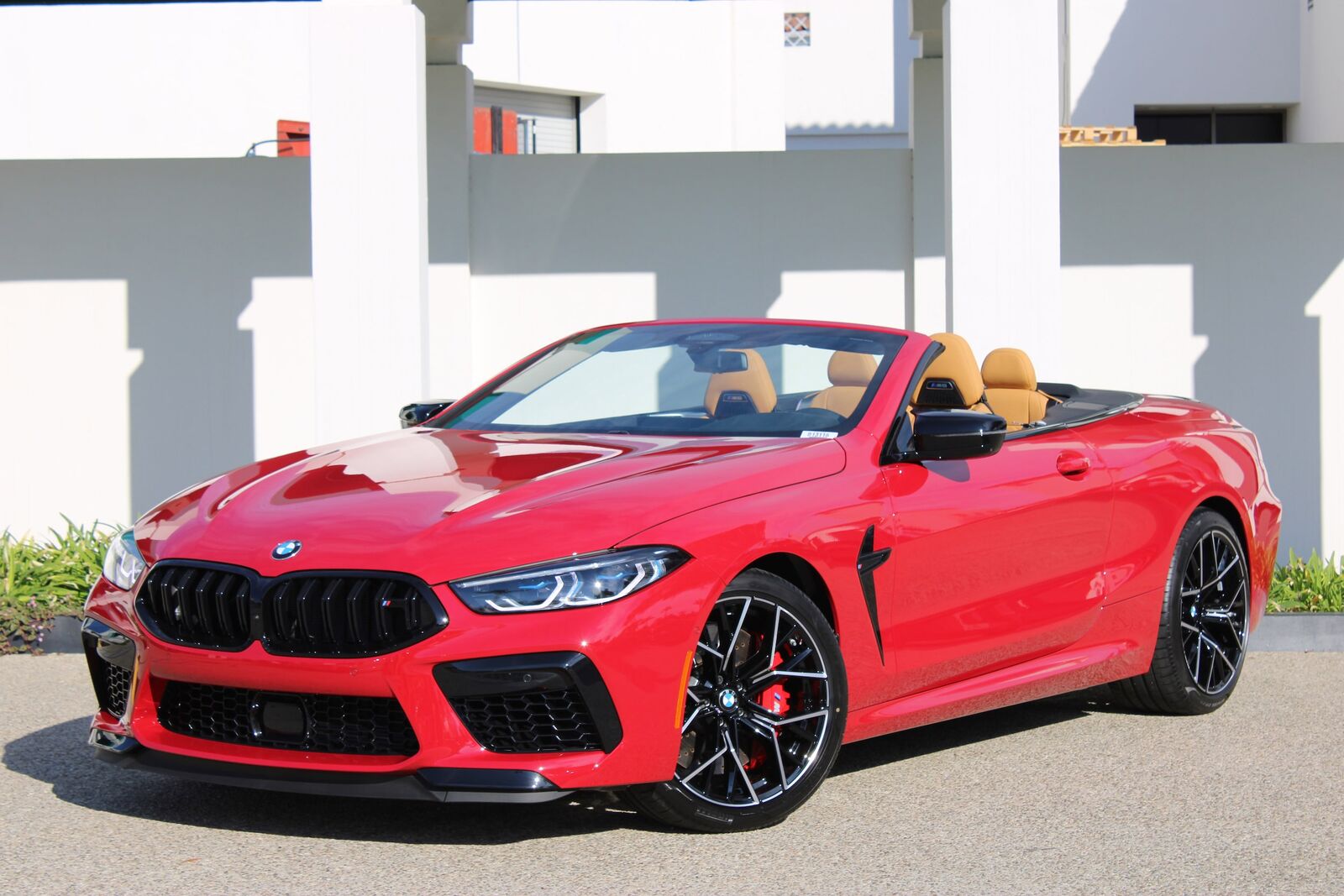 2025 BMW M8