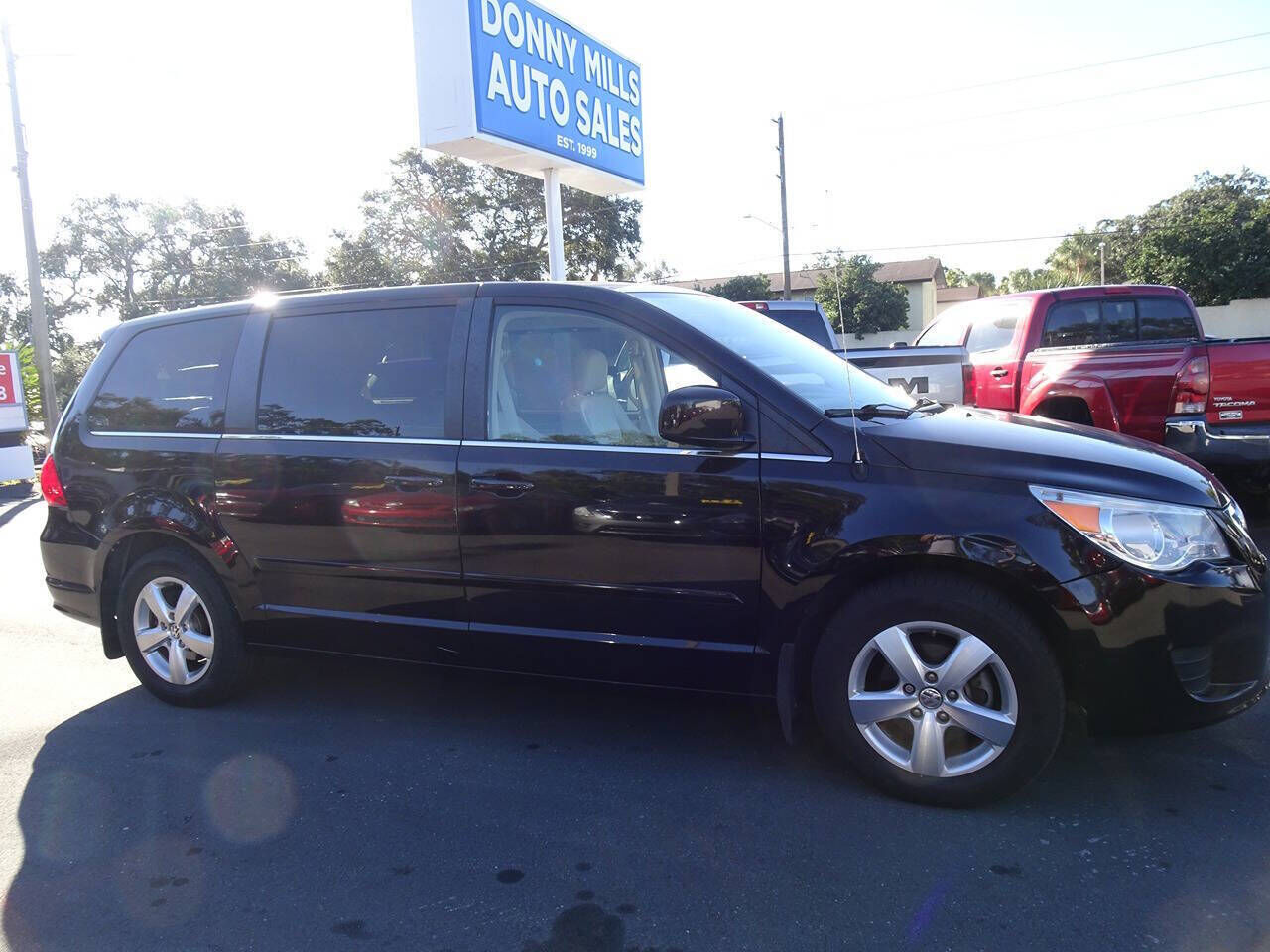 Volkswagen Routan