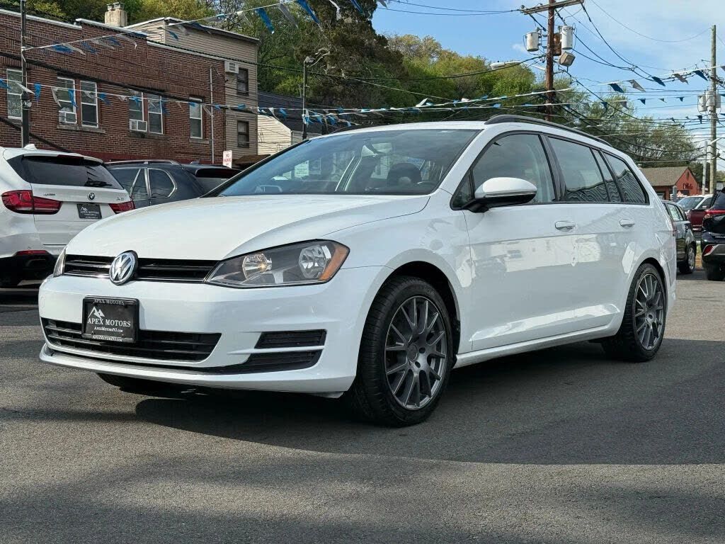 2015 VOLKSWAGEN Golf SportWagen