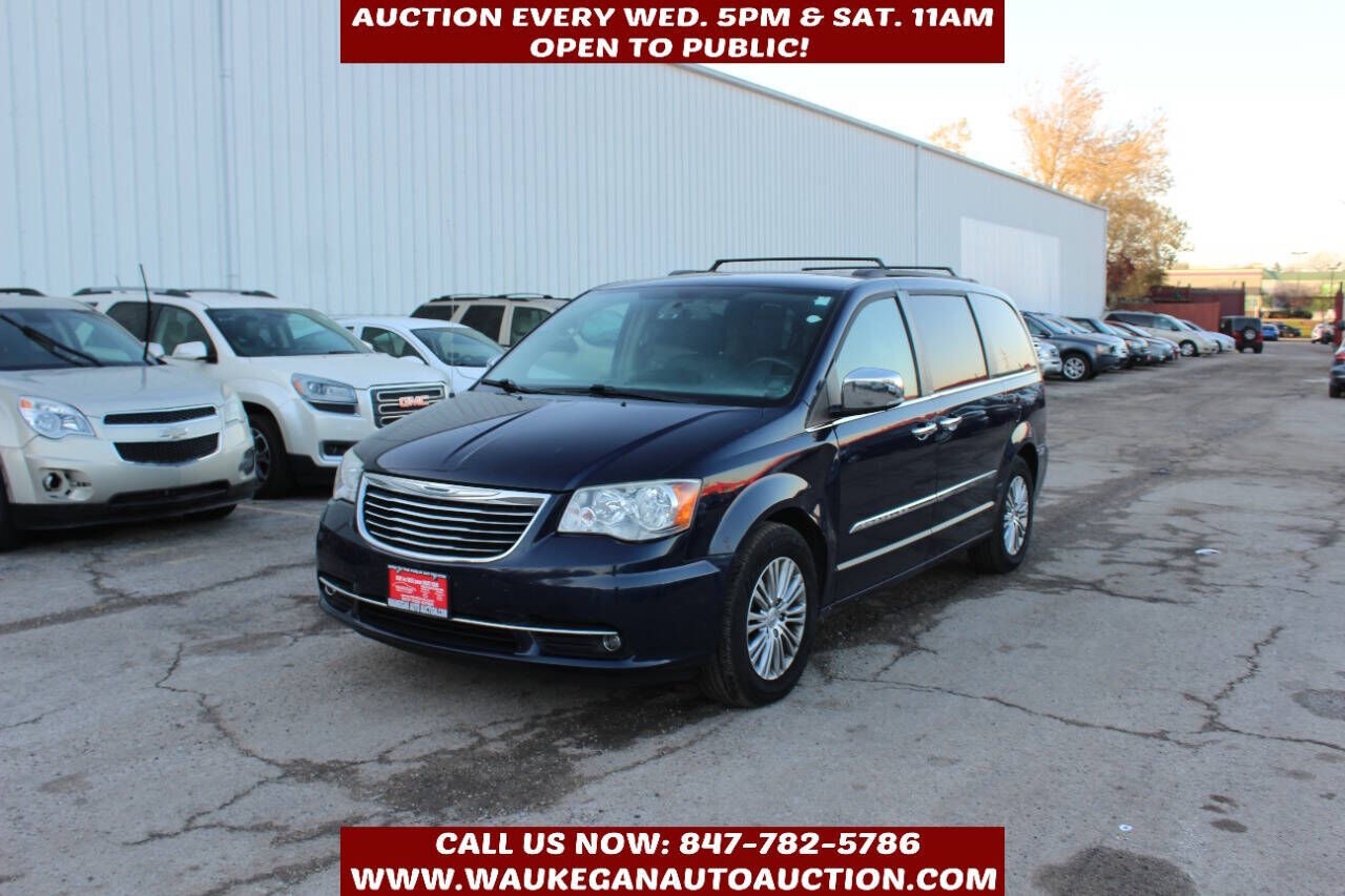Chrysler Town and Country