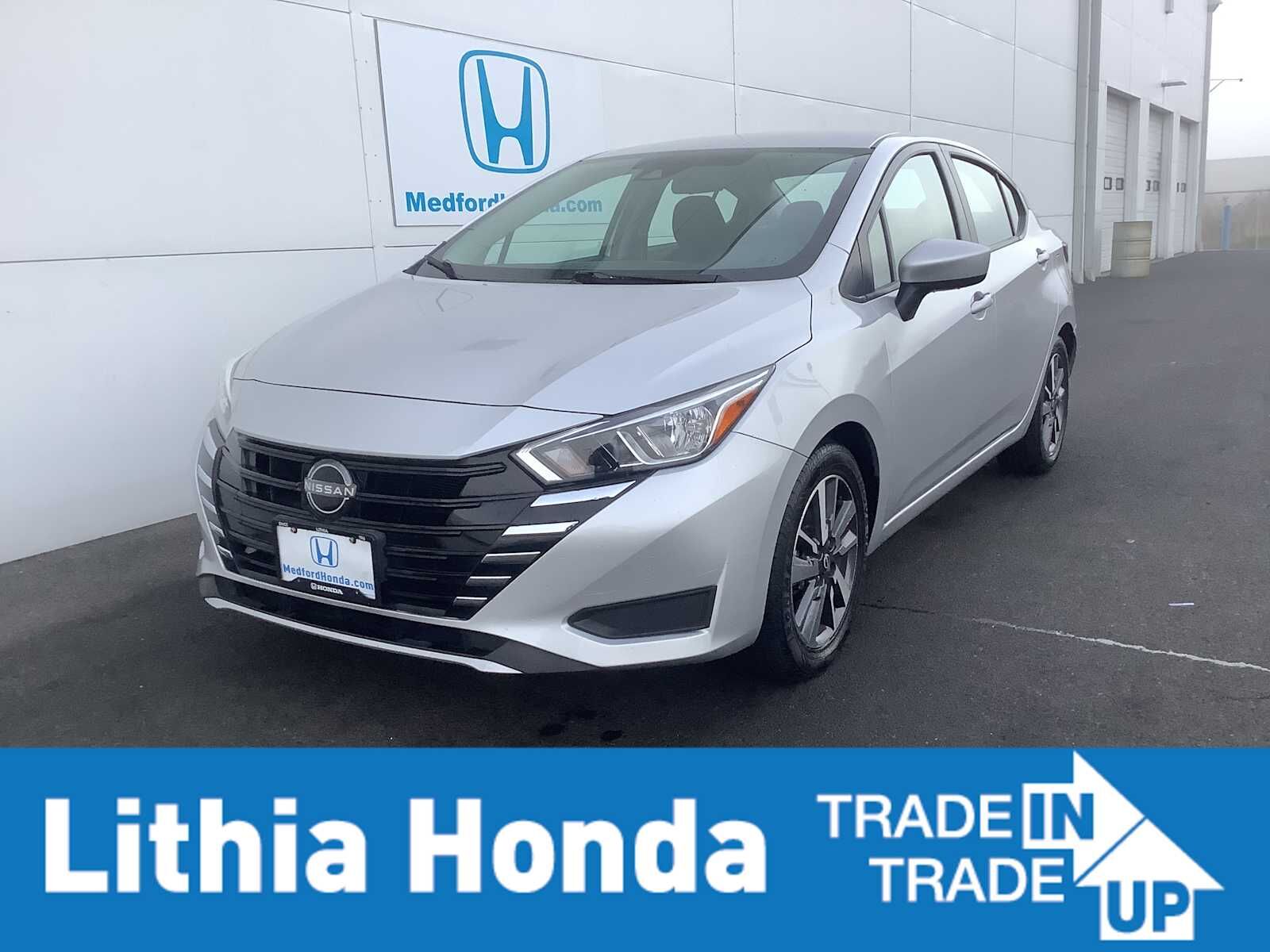 2023 NISSAN Versa