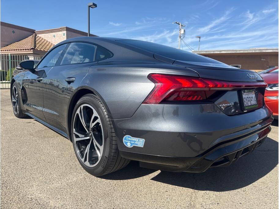 2022 Audi e-tron