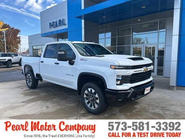 2026 CHEVROLET Silverado HD