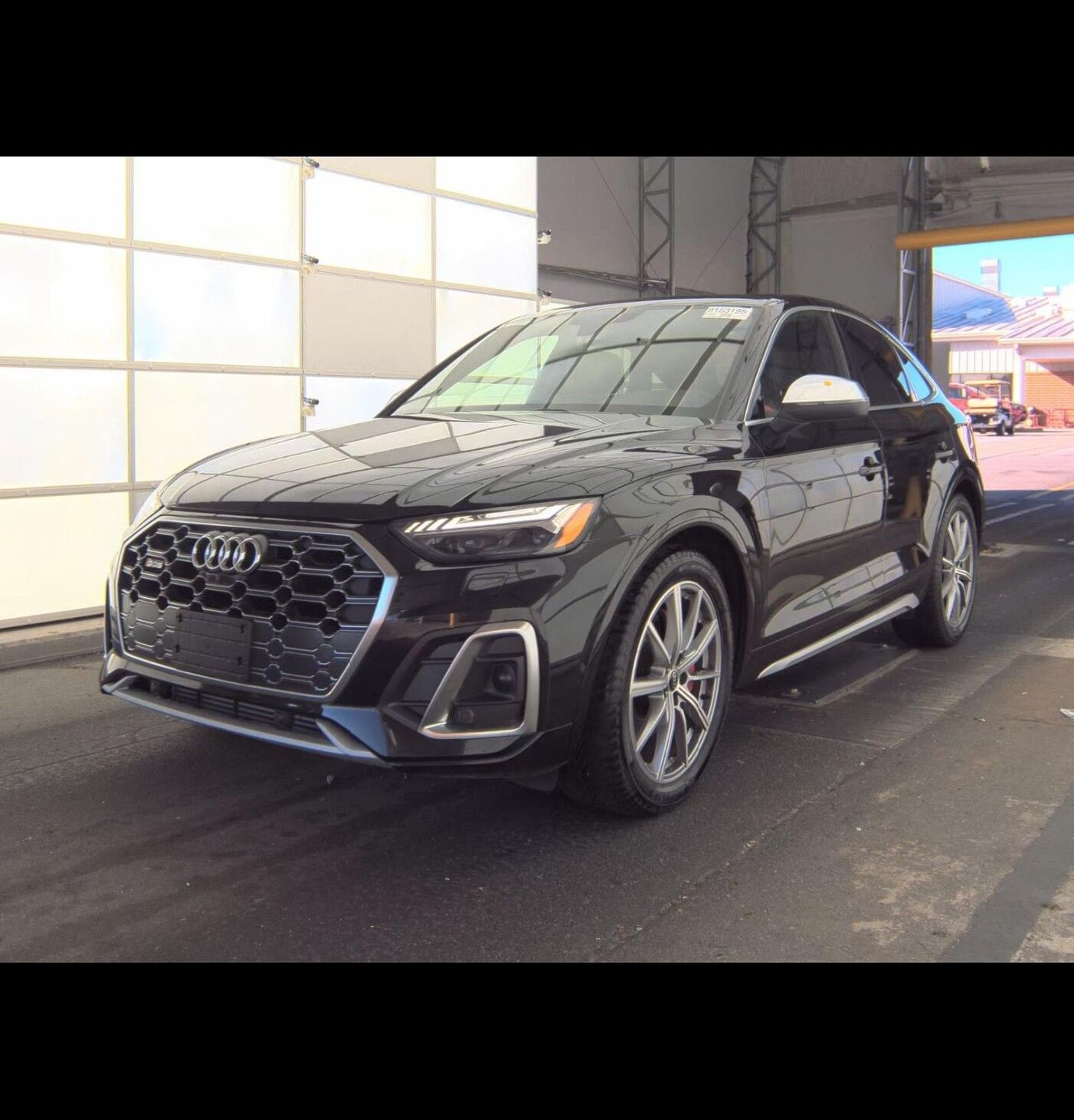 2022 AUDI SQ5