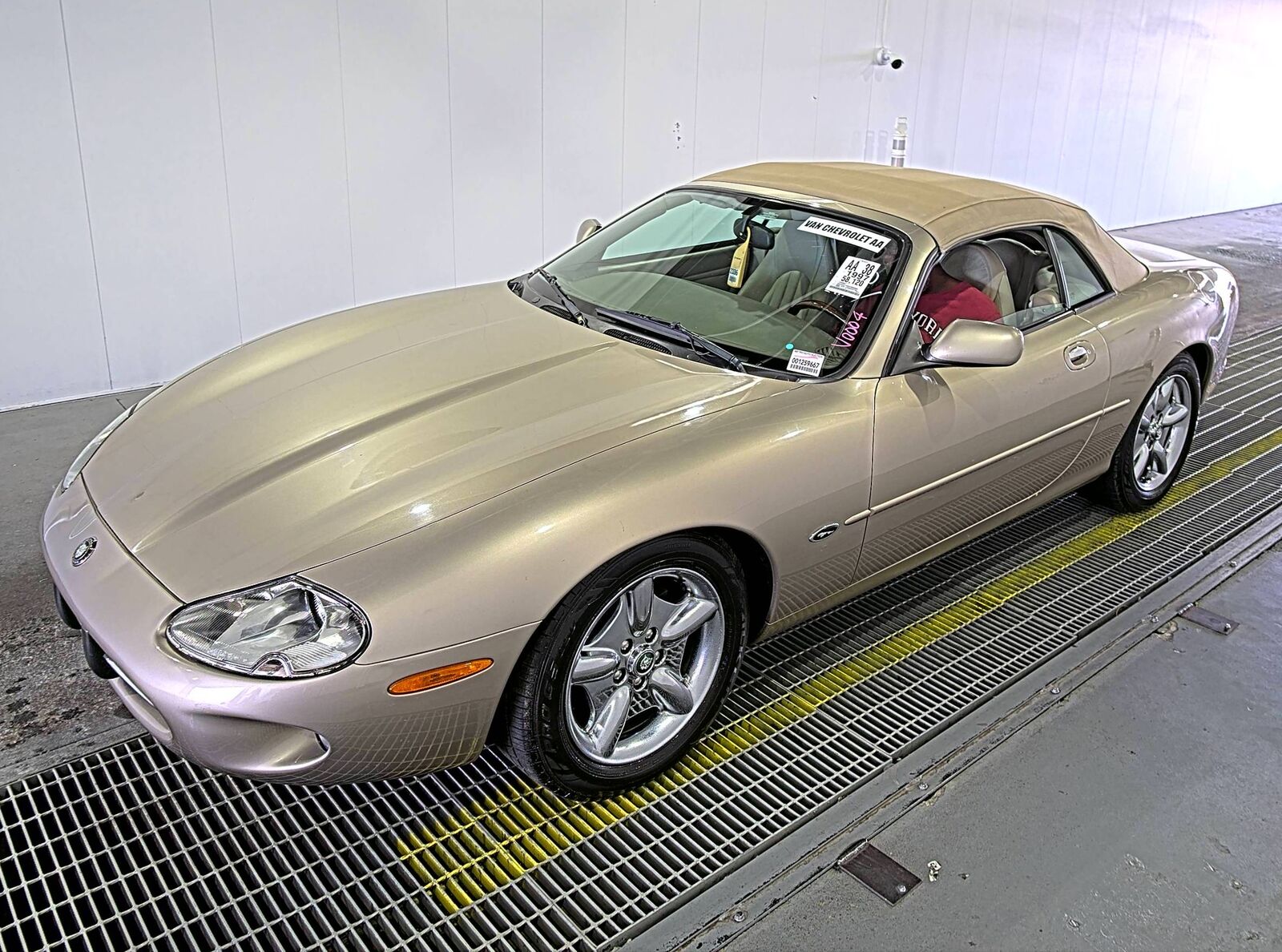 Jaguar XK8