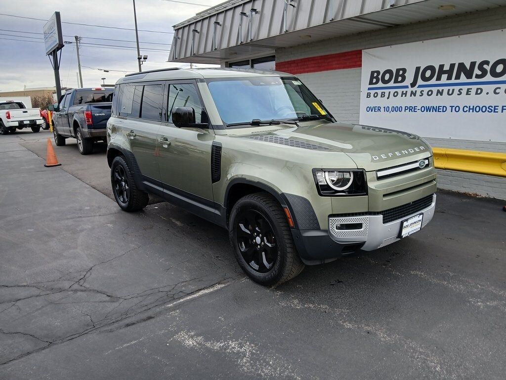 2020 LAND ROVER Defender